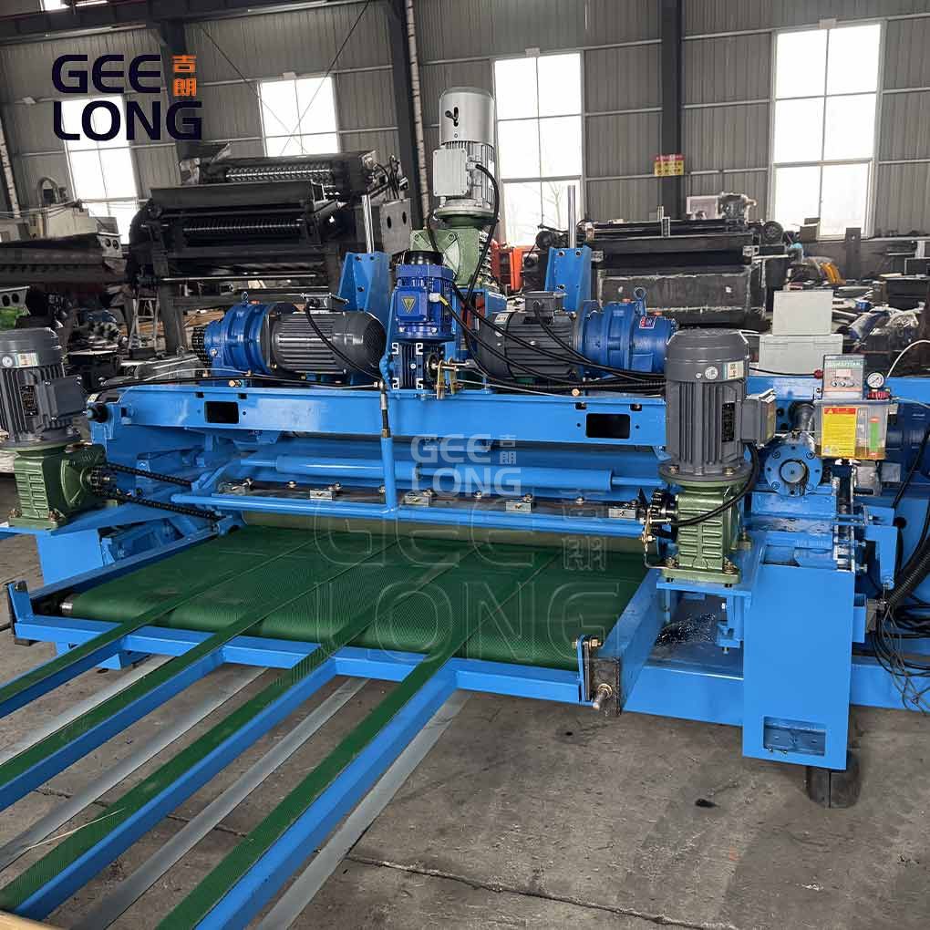 SMALL LOG veneer peeling line GEELONG