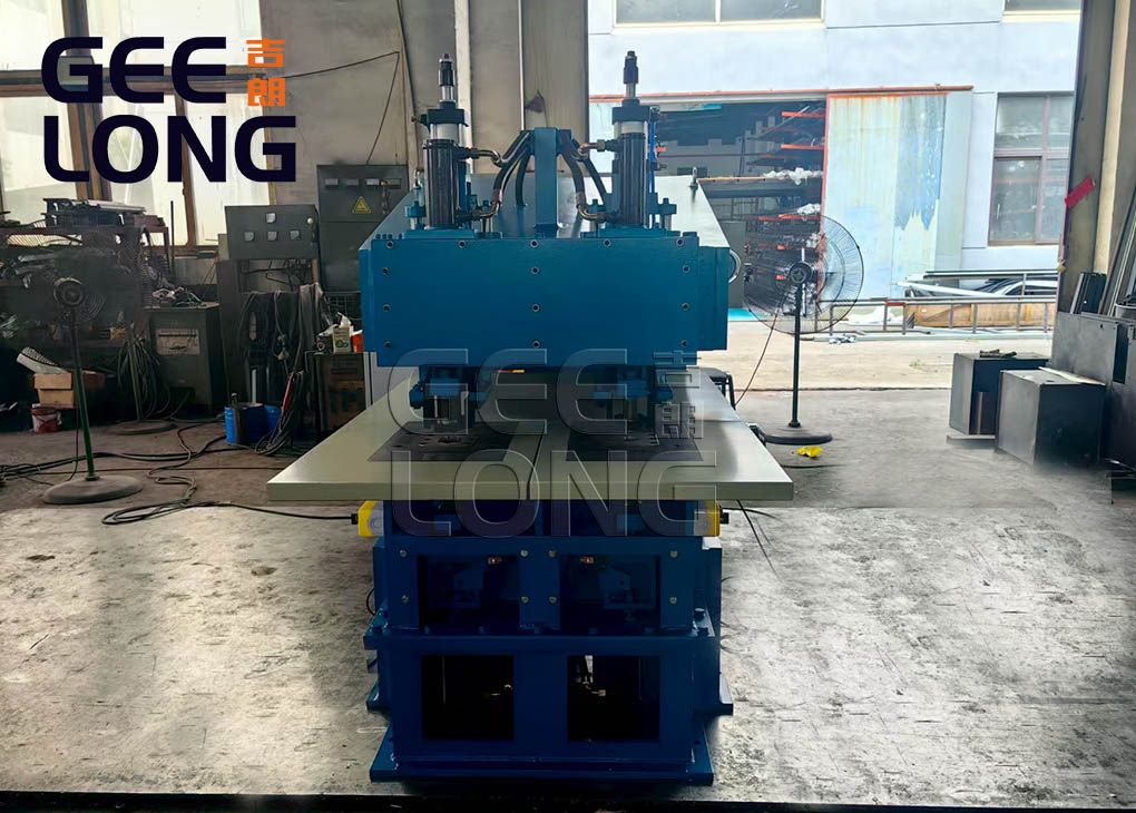 two heads veneer patching machine.jpg