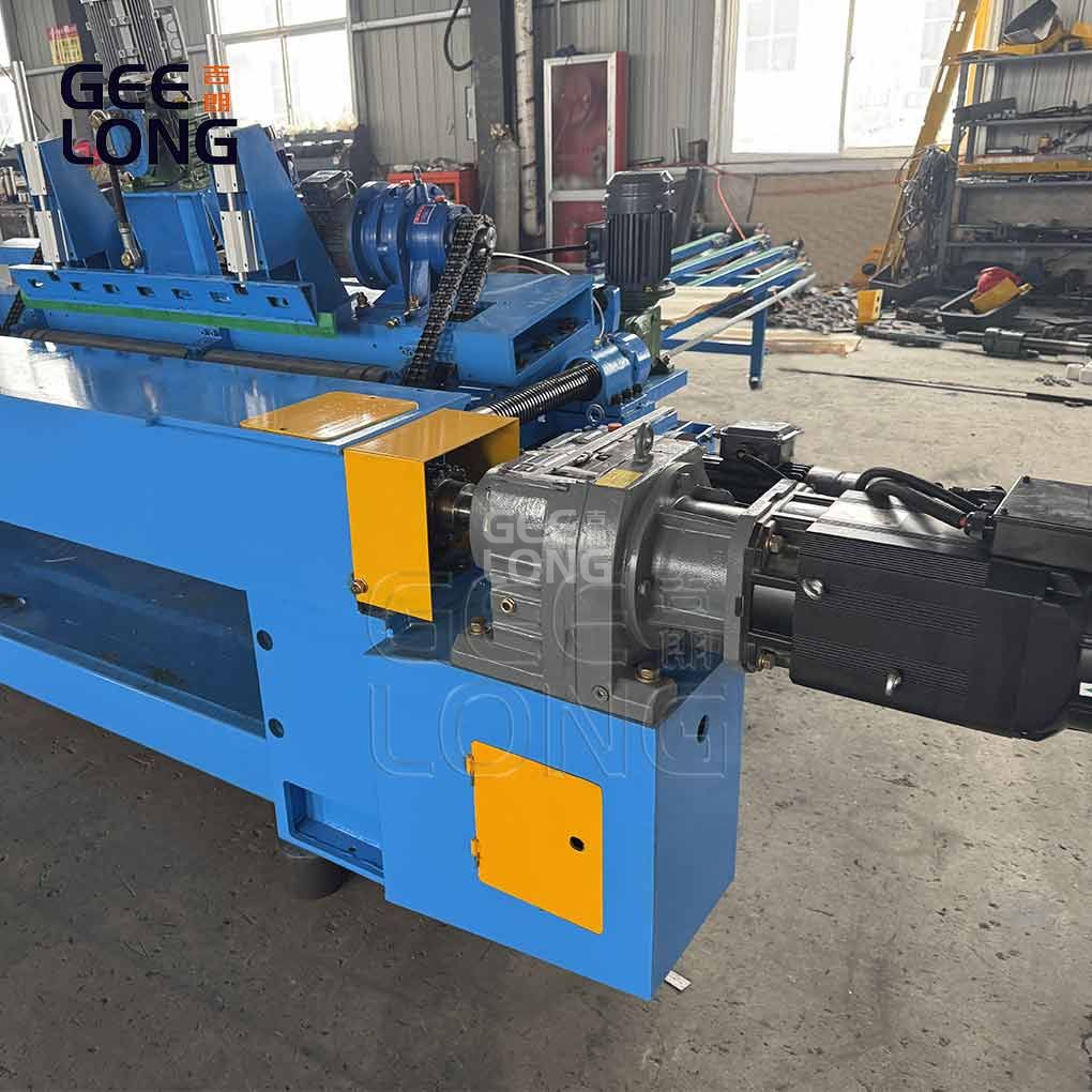 SMALL LOG veneer peeling line GEELONG